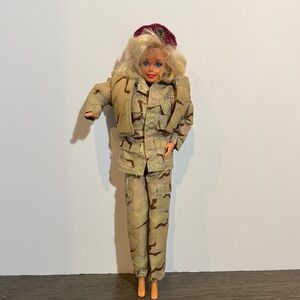 Blonde Collectors Military 1990s Mattel barbie doll Bendable Knees